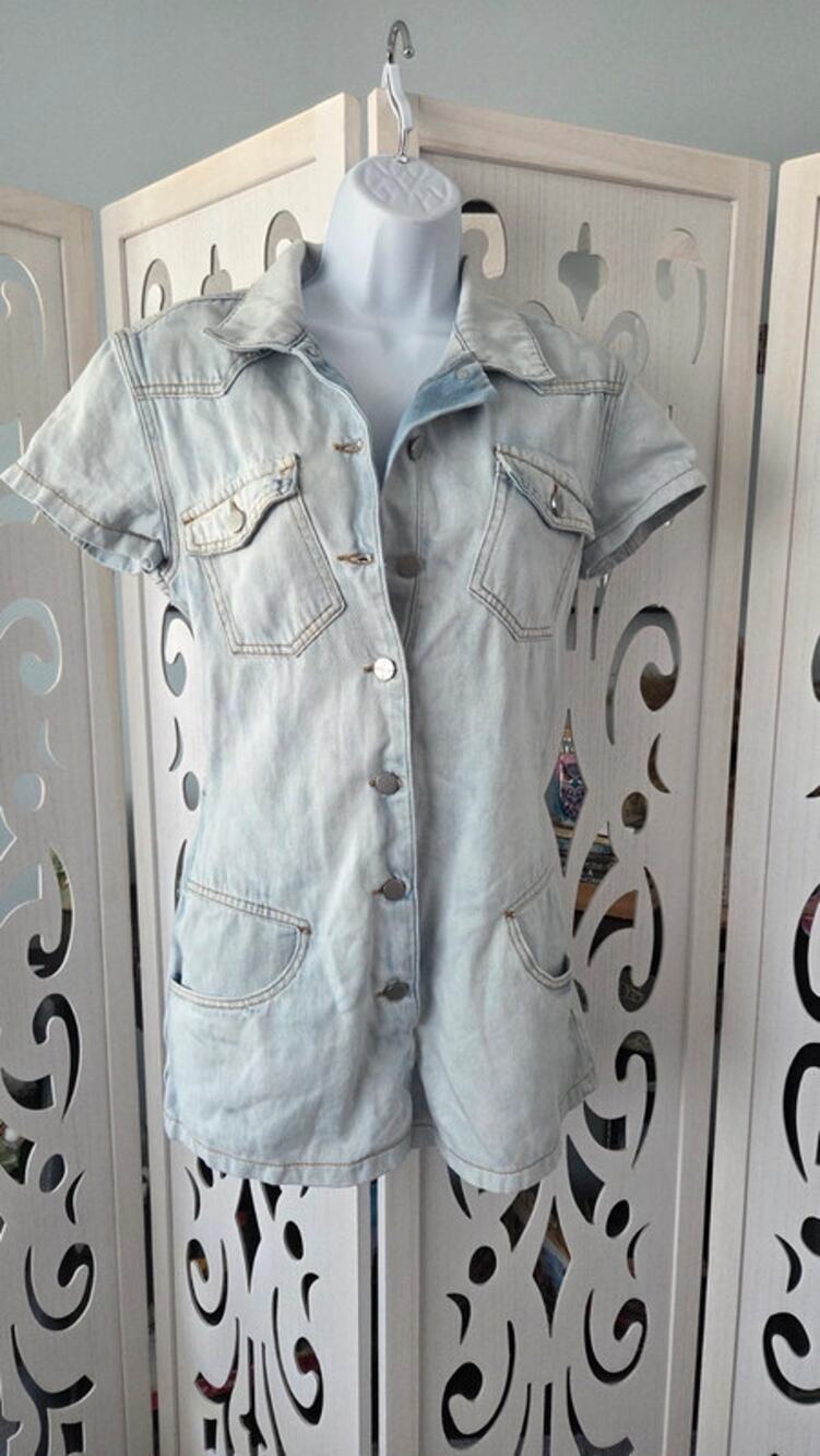Kendall + Kylie Denim Romper Light Wash Button Front Womens S EUC Festival